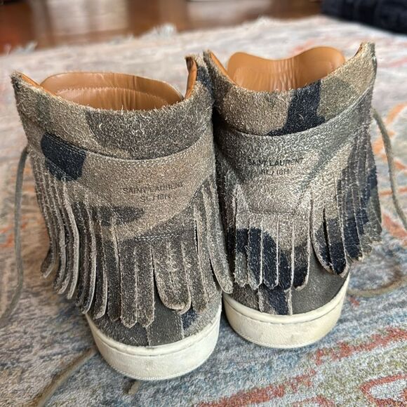 Saint Laurent Camo Suede Fringe-Detail High-Top Sneaker Sz. 11 (44) - Picture 6 of 10